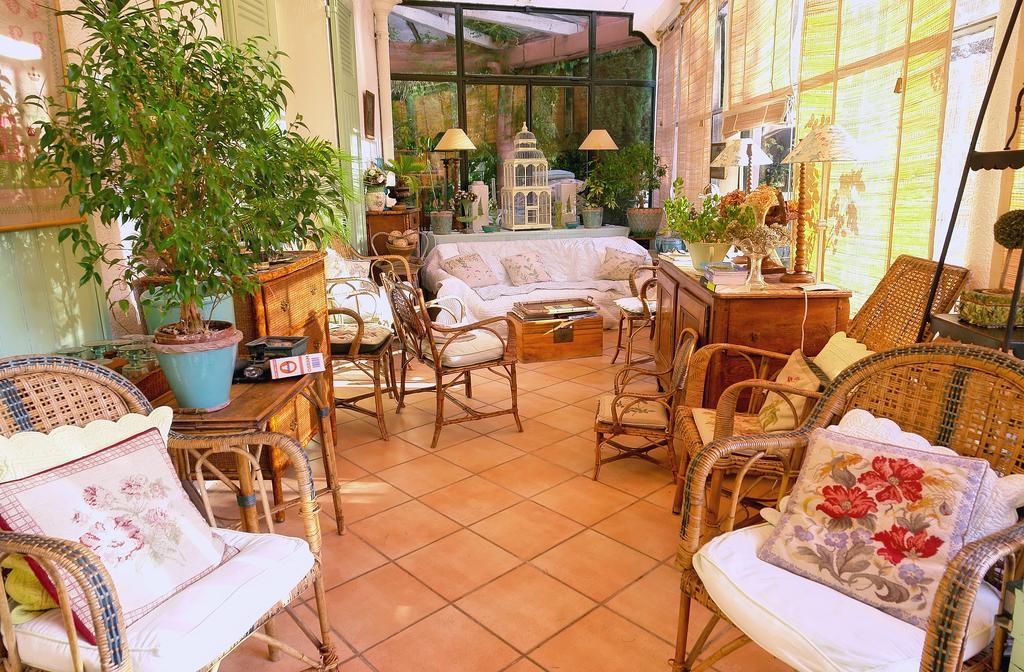 Le Domaine De Saint Veran Orgon Εξωτερικό φωτογραφία